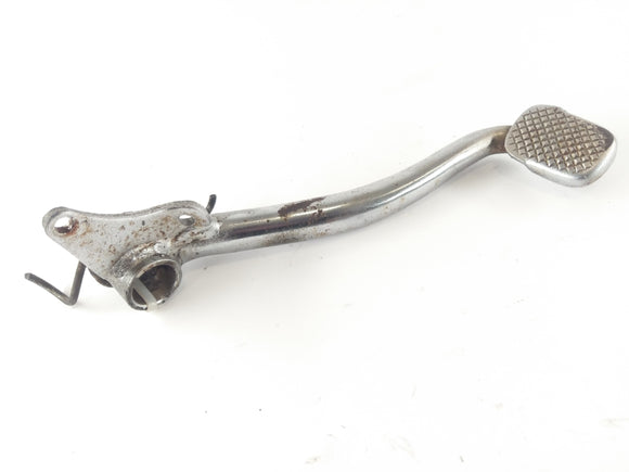 Suzuki GT 750 [1973] - brzdový pedál s jarem