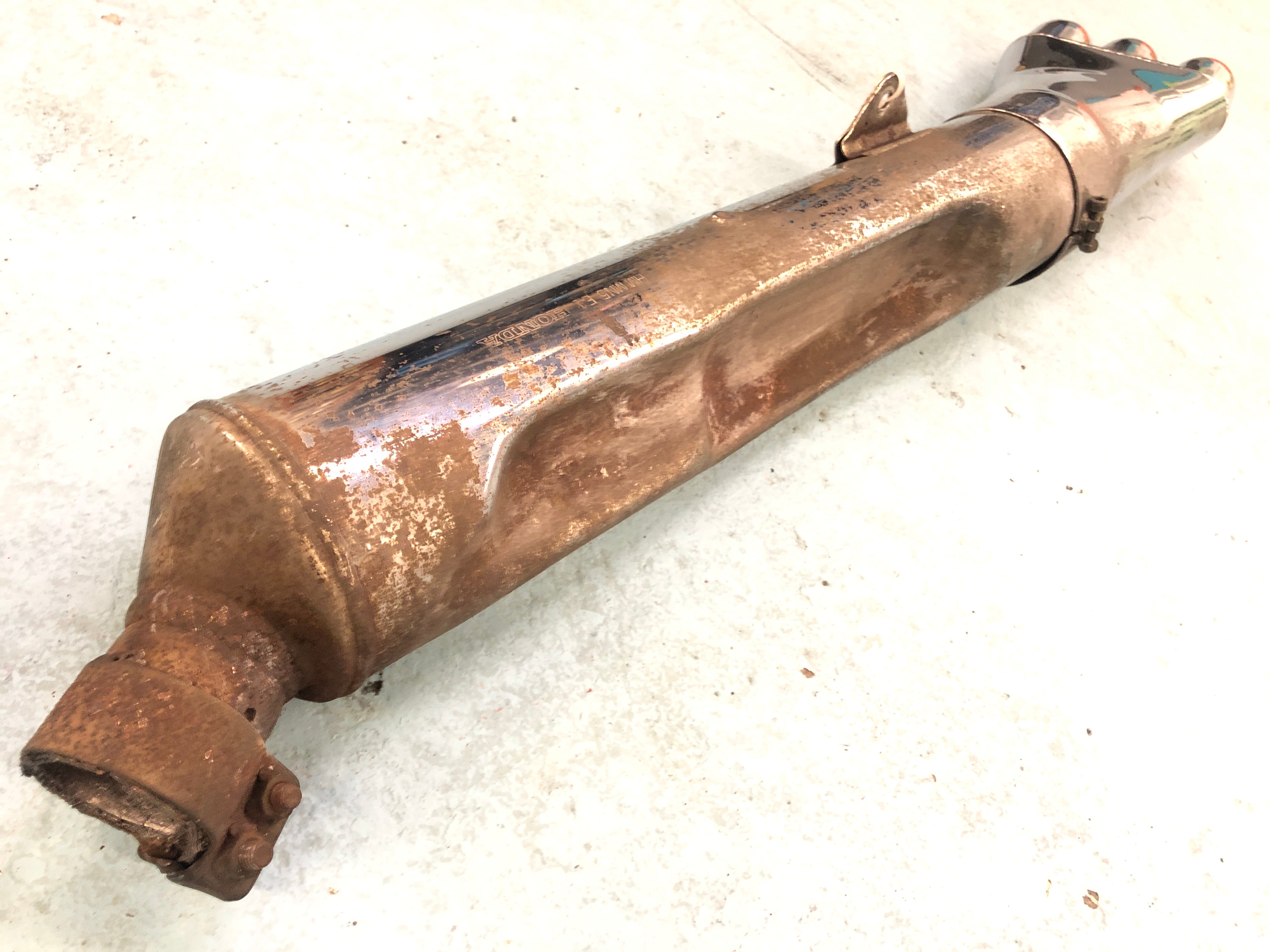 Honda GL 1500 Goldwing SC22 [1988] - Rear silencer right