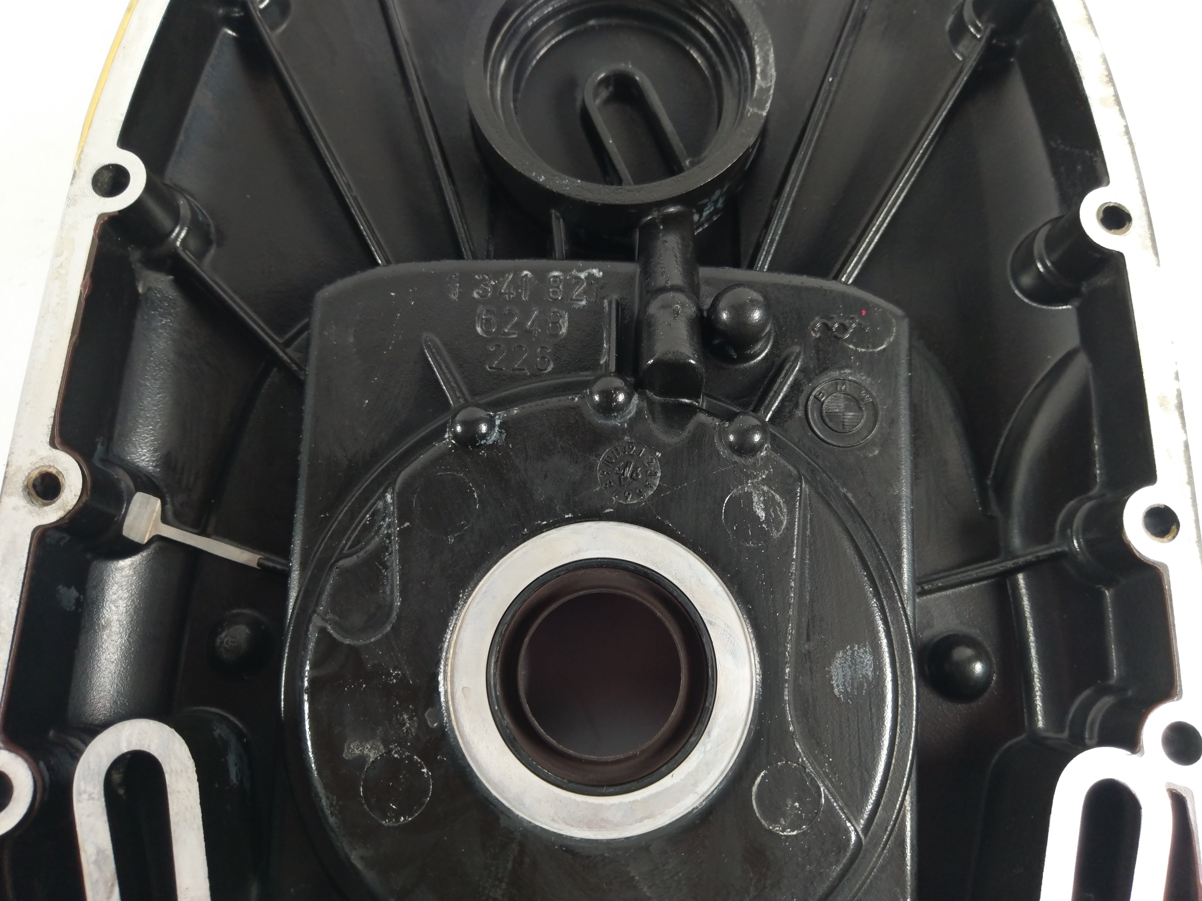 BMW R 1100 RT 259 [1997] - Alternator cover engine cover