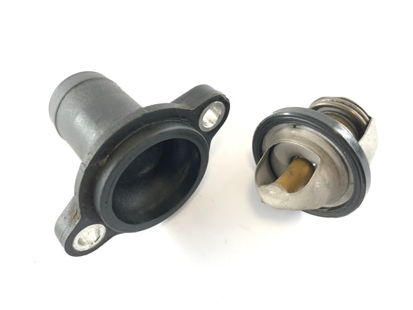 Husqvarna 701 Vitpilen [2018] - Termostat s krytem bydlení