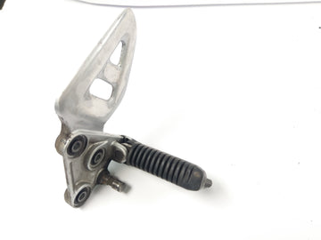 Suzuki GSX 1300 R HAYABUSA WVA1 [2000] - Footrest's Driver's Footrest vlevo