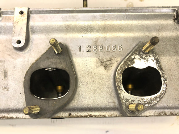 BMW M 535I E28 [1986] - Cylinderhuvudet komplett