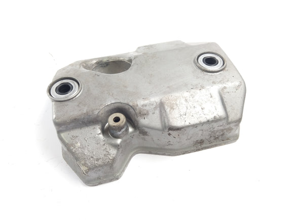 Honda NTV 650 RC33 - víko ventilu