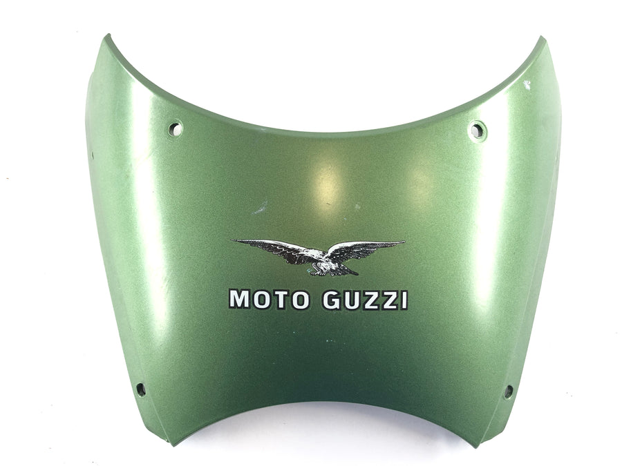 Moto Guzzi V11 Tenni [2001] - Lámpaburkolat a középen a fényszóró diffúzor felett