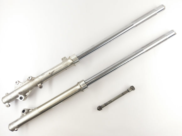 Yamaha XT 350 3YT / 55V [1991] - Fork Telescopic fork with axle