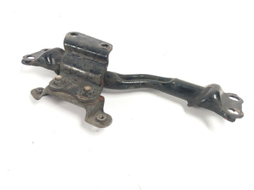 Honda NTV 650 RC33 - Engine mount front