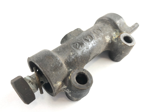 Kawasaki Z 750 E KZ750E [1981] - Distributor brake line front