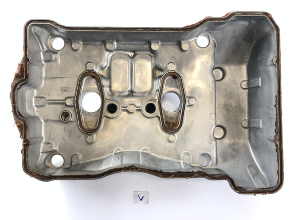 Honda VFR 800 RC46 [2005]  - 背面にあるバルブ蓋シリンダー