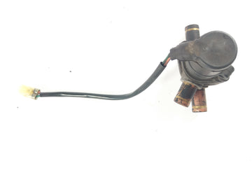 Honda VFR 800 Fi RC46-sekundární vzduchový ventil