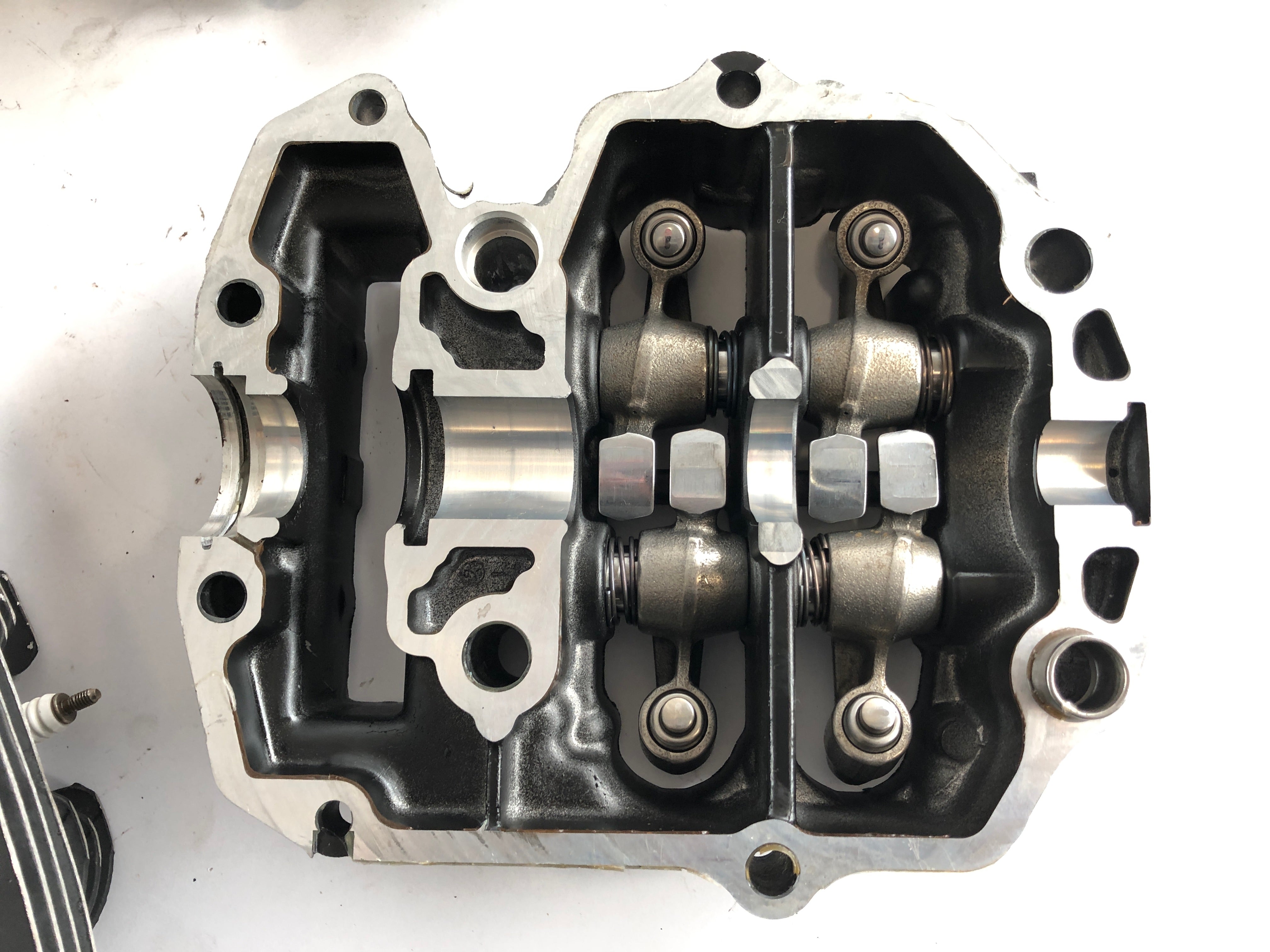 Kawasaki VN 1500 Classic VNT50D [2000] - Cylinder Head Set Pair