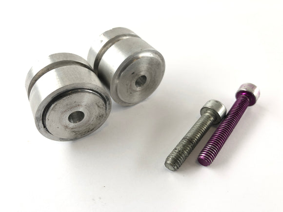 Triumph Speed ​​Triple T509 [1997] - Puntos de montaje de los prismas del eje