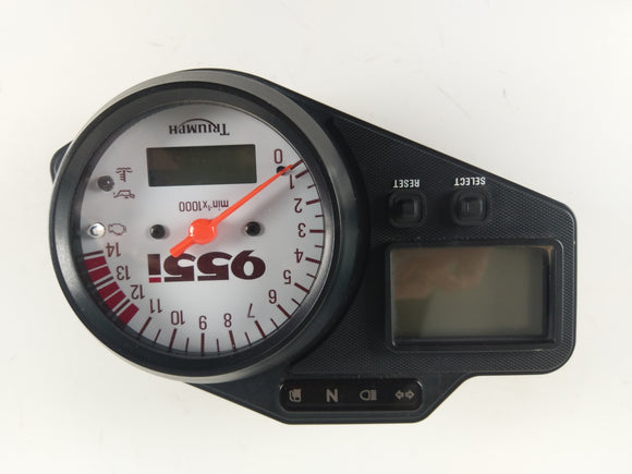 Triumph Daytona 955i T595N rok 2001 - rychloměr v kokpitu přístroje tachometru