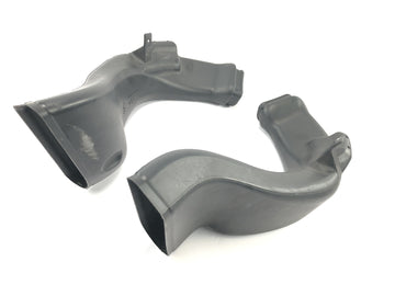 KTM 1190 RC8 [2008] - Lufteinlass Ansaugkanal Luftkanal vorne links und rechts