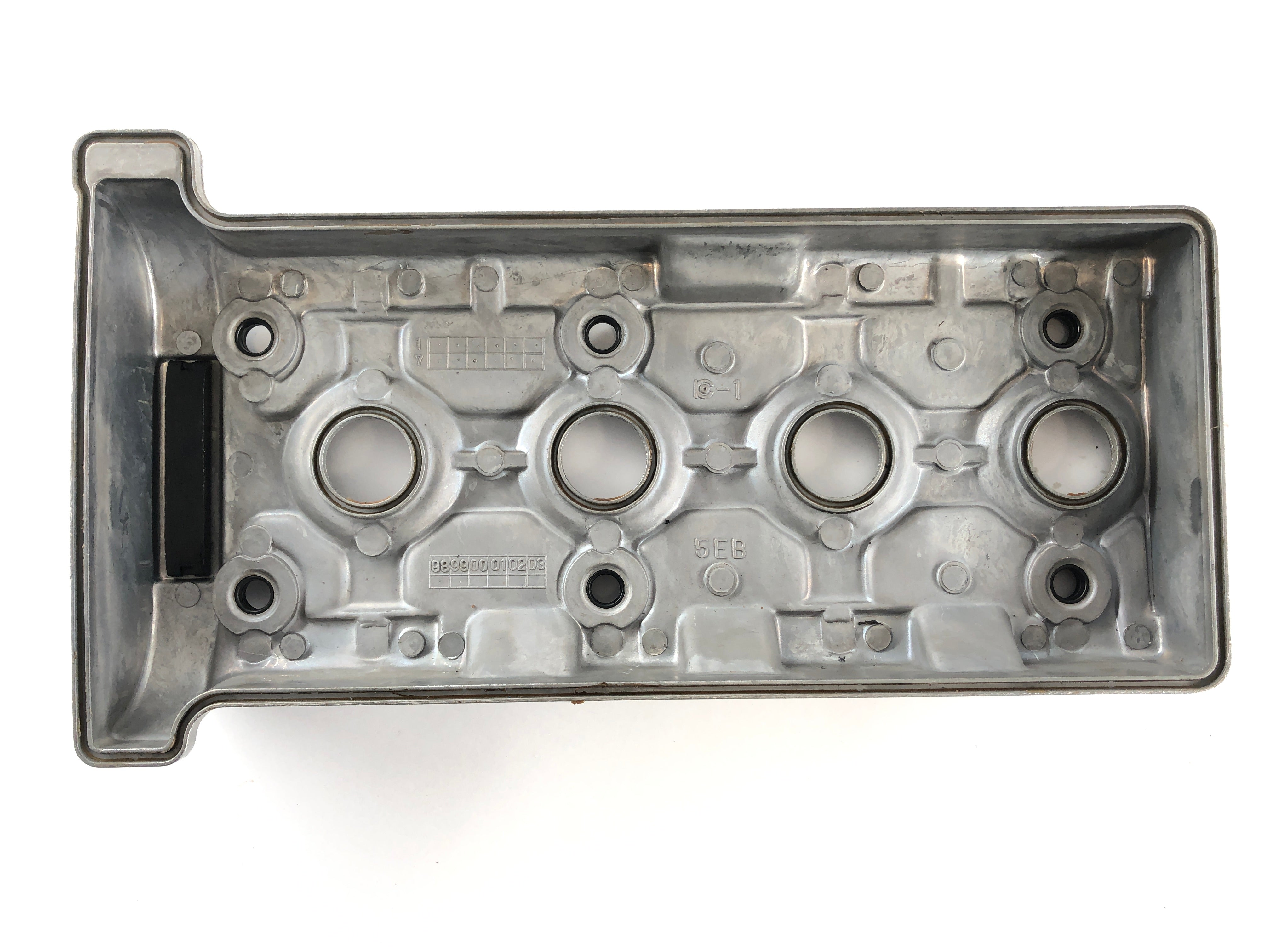 Yamaha YZF R6 RJ03 [2000] - Valve cover engine cover