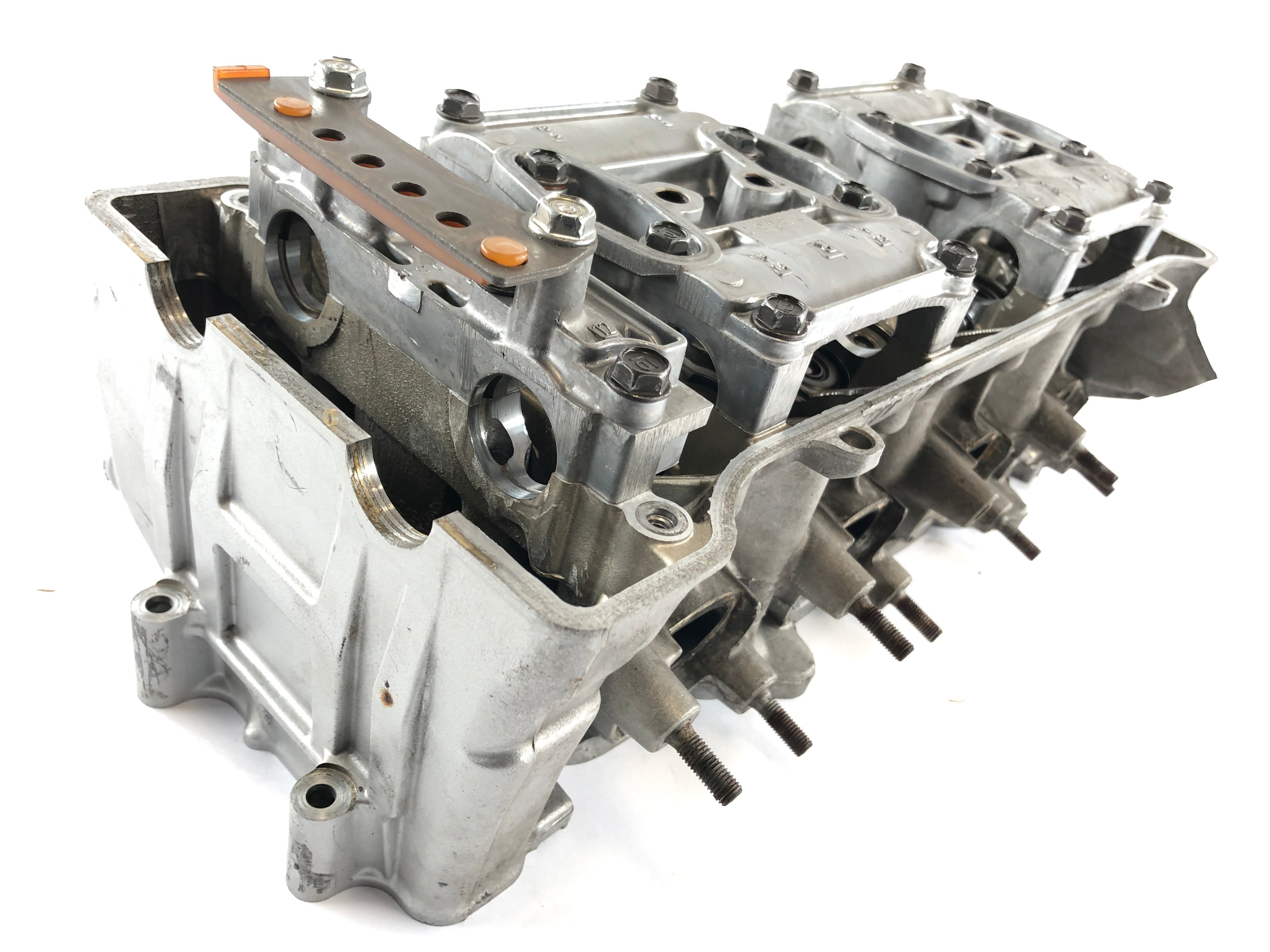 Honda CBR 1000 RR SC57 [2006] - Cylinder head