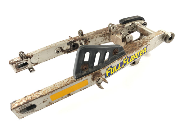 Suzuki DR 250 SJ41A [1982] - Schwinge takapyörän kääntö