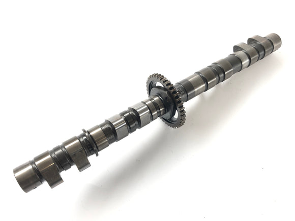 ホンダCB 900 F2 SC09 [1985]  - カムシャフトの入り口カムシャフト