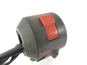 Honda NS 400 R NC19 [1985] - Kvitvarování řídítek napravo - 0