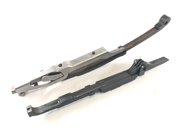 ホンダXRV 750アフリカツインRD04 [1993]  - レールとスライドレールコントロールチェーンシリンダーの後ろ