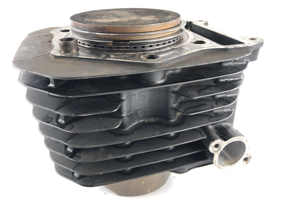 スズキDR 600 SN41A [1986]  - ピストン付きのシリンダー