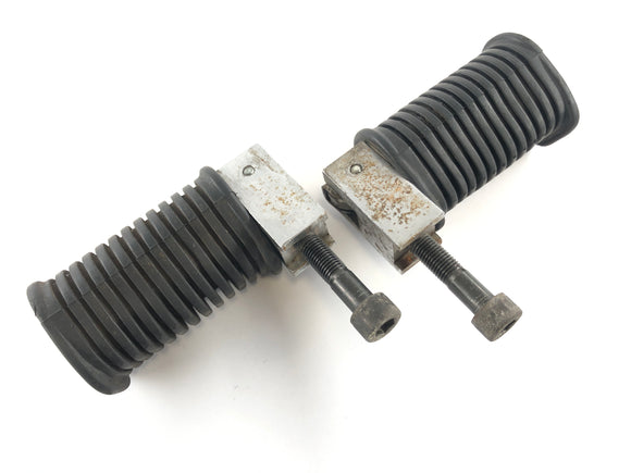 Suzuki LS 650 NP41B [1990] - Passenger footrest set pair