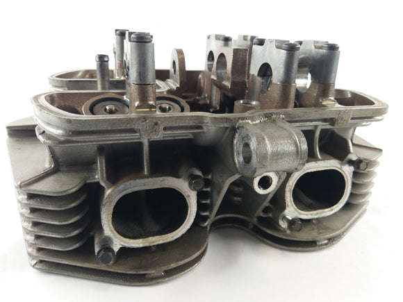 Triumph Bonneville 800 T100 [2004] - Hlava válce