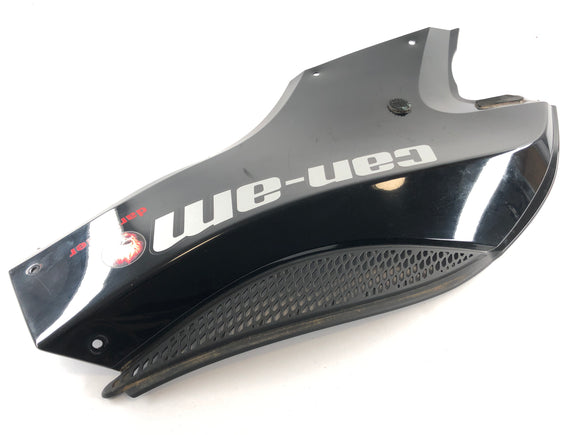 can on the spyder sm5 [2009]  - 左側のサイドクラッディング