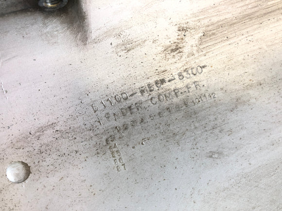 Honda VF 1000 F SC15 [1986]  - 正面の前面にあるフェンダー