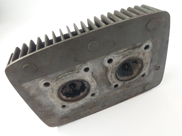 スズキGT 250 X7 [1979]  - シリンダーヘッド