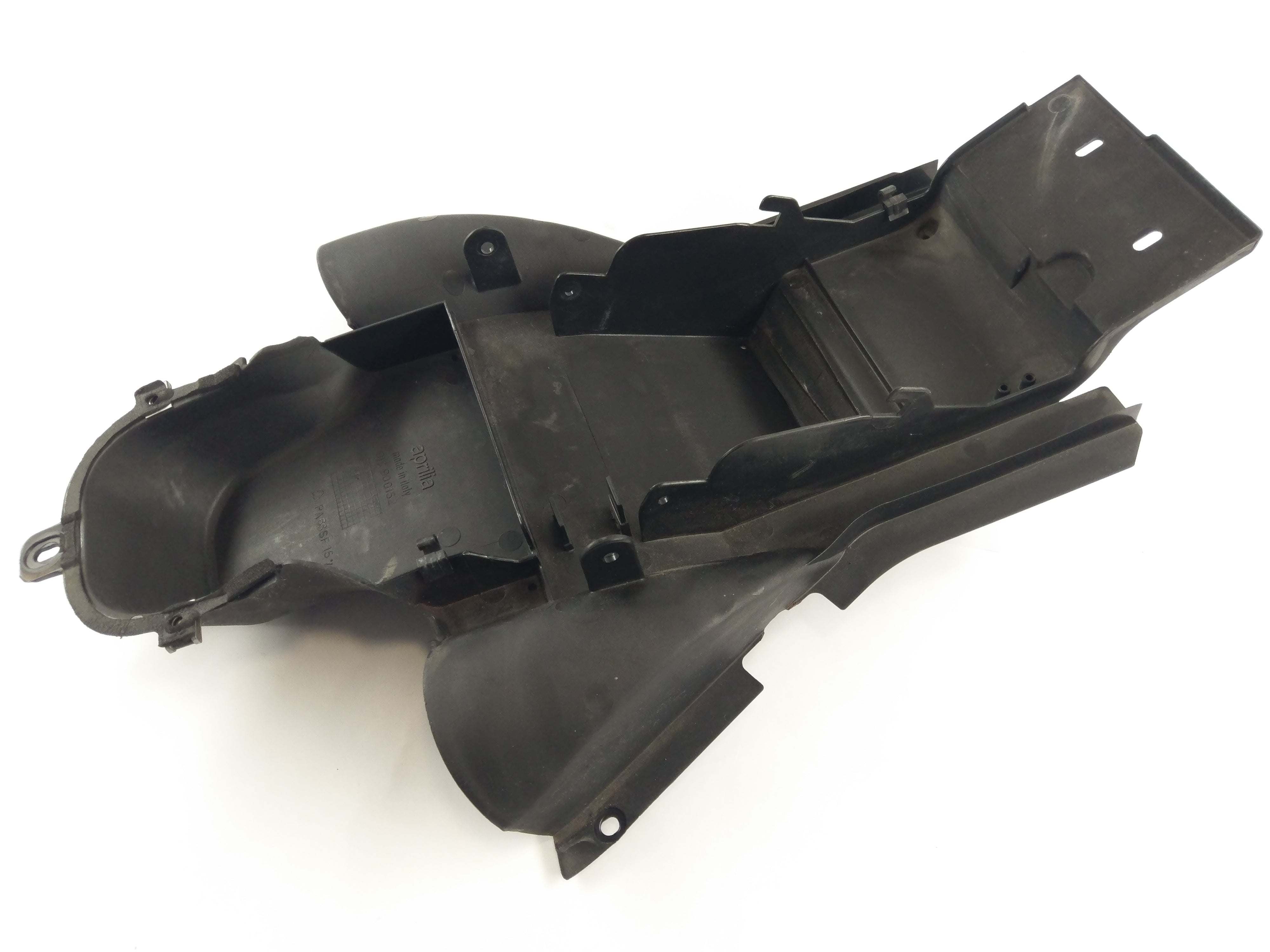 Aprilia Futura RST 1000 [2004] - Rear lower part rear inner panel