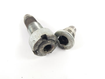 Honda NTV 650 RC33 - swingarm bolt