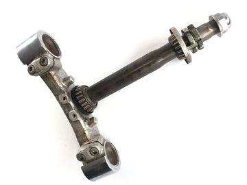 Yamaha XV 750 Virago [1991] - Puente de la bifurcación debajo