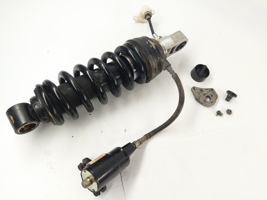 胜利奖杯900 T300 [1992]  - 减震器调整有缺陷