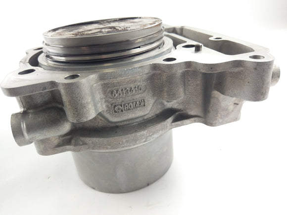 Aprilia RST 1000 Futura [2004] - Cylinder z tłokami