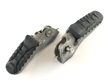 BMW R 1200 GS LC [2016] - Footrest řidiče vlevo a vpravo