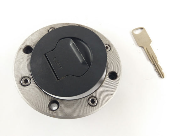 Suzuki GSF 1200 S GV75A [1998] - zámek nádrže s klíčem