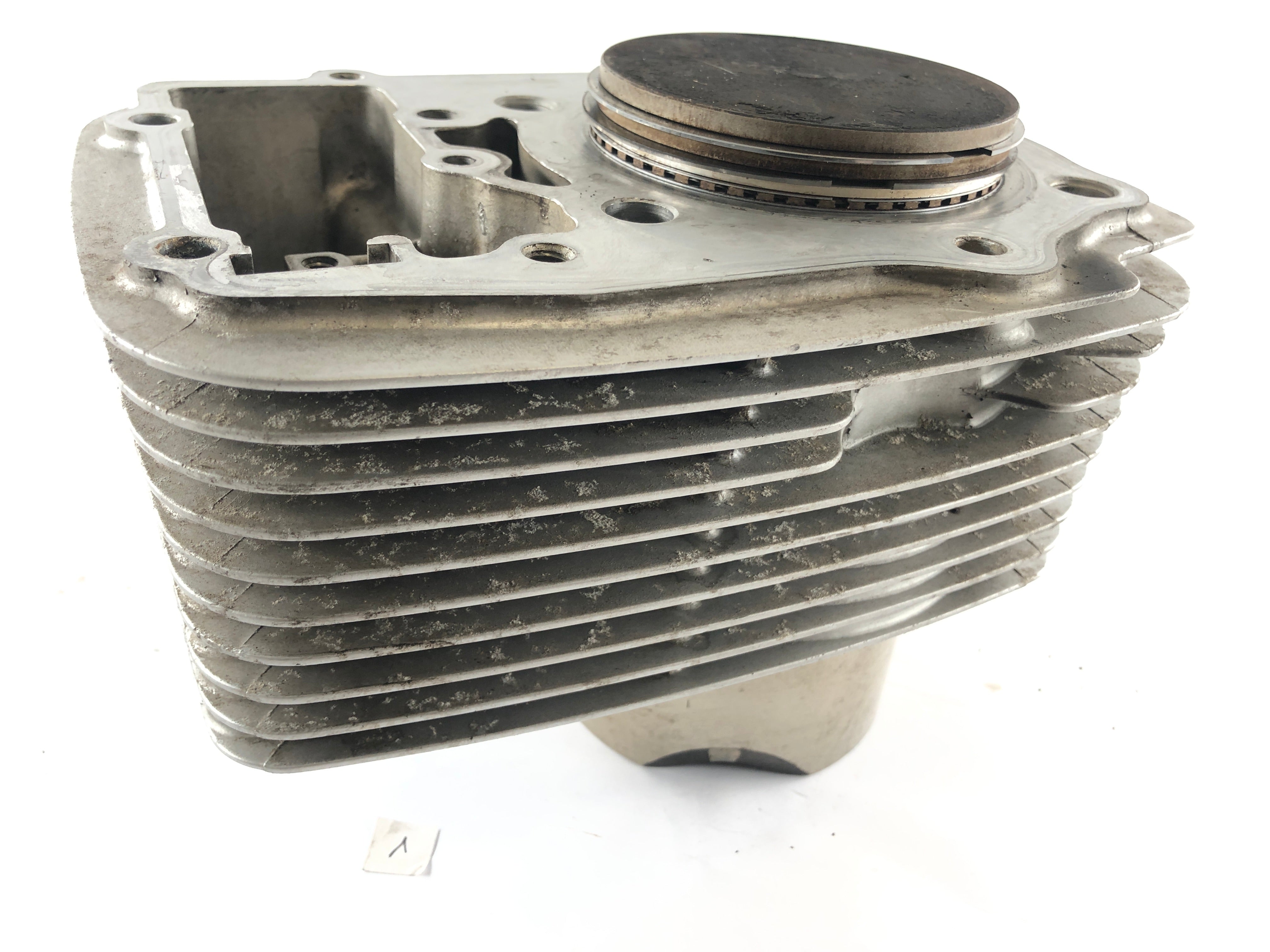 Suzuki VS 1400 Intruder VX51L [1996] - Cylinder with piston