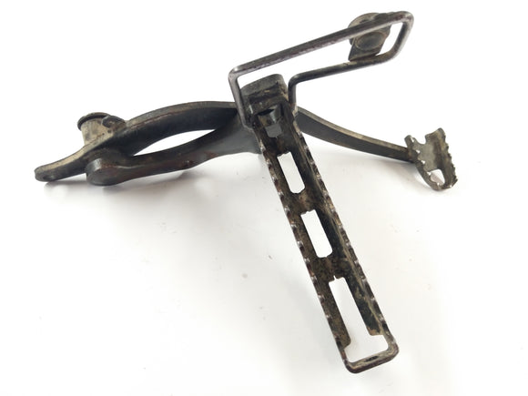 Yamaha YFM 350 Warrior 3GD [2003] - poggiapiedi a destra con leva del freno