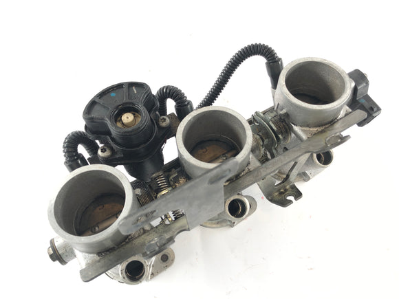 Triumph Tiger 955i 709EN [2001] - Throttle body