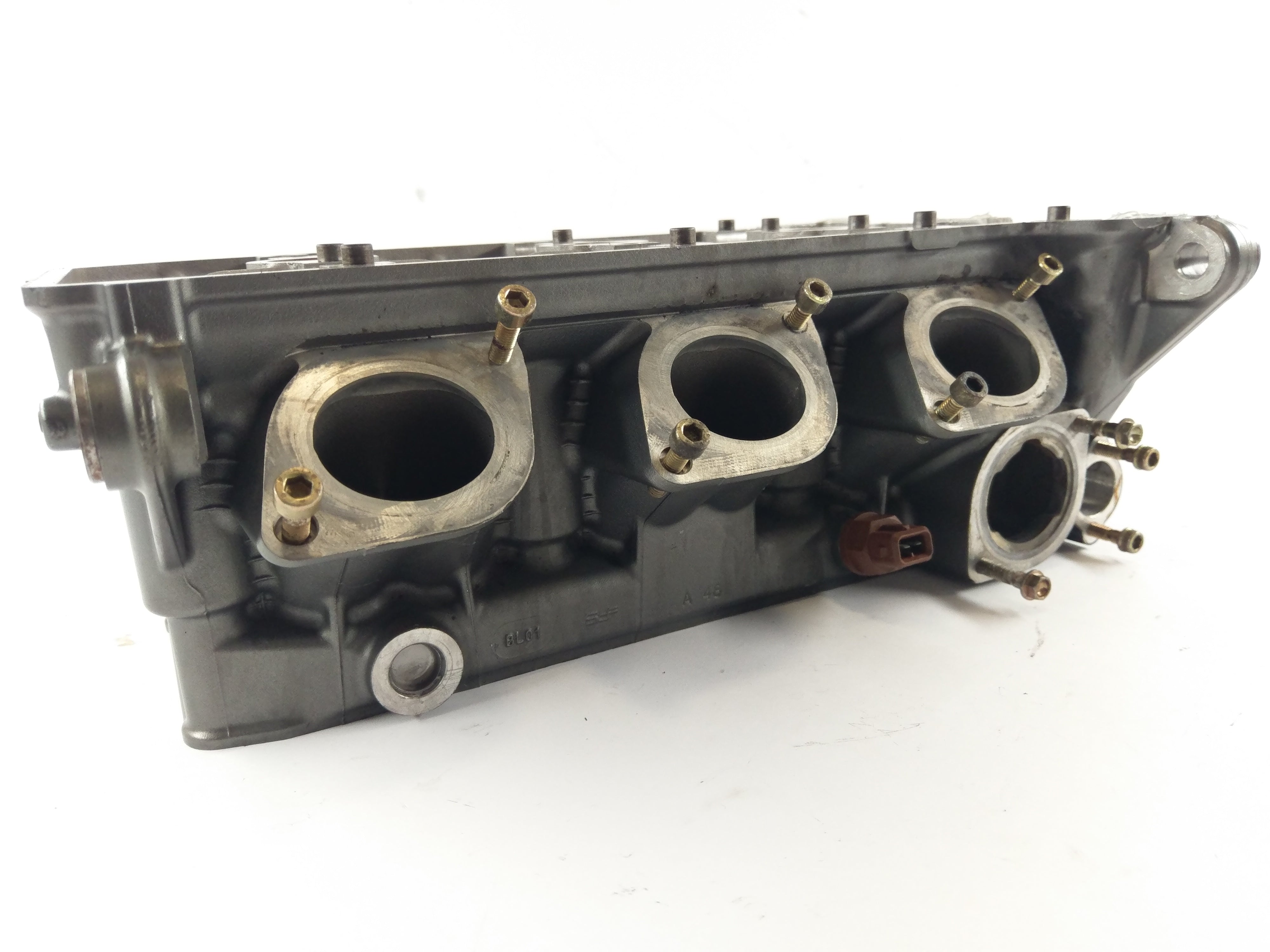 Benelli TNT 1130 Sport [2002] - Cylinder head