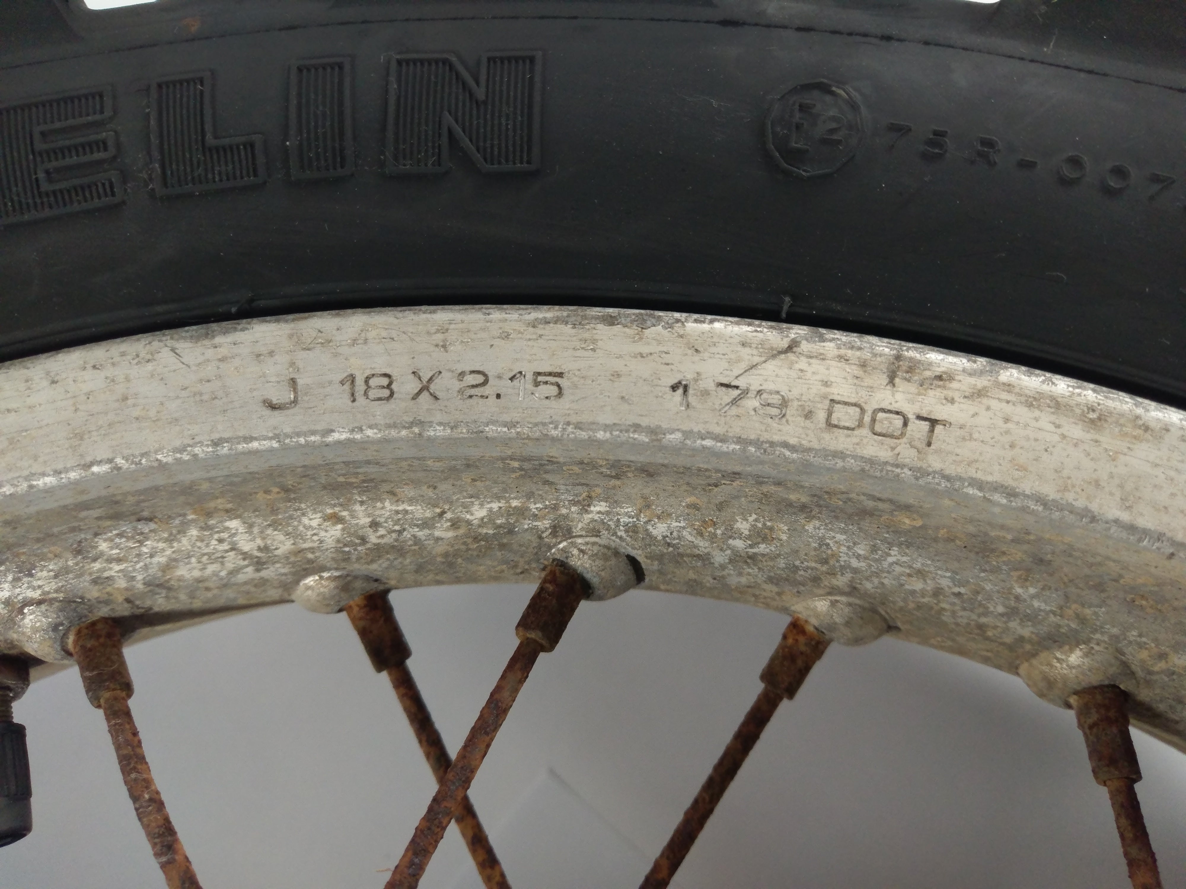 Honda XR 500 R PE01 [1981] - Rear wheel rim