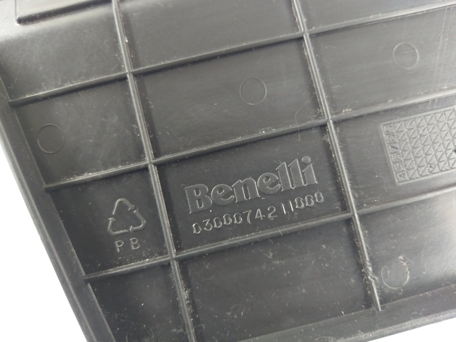 Benelli TNT 1130 Sport [2002] - Akkumulátor doboz fedele