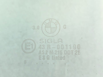 BMW M 535I E28 [1986] - Triangulär sidofönster på baksidan till höger - 0