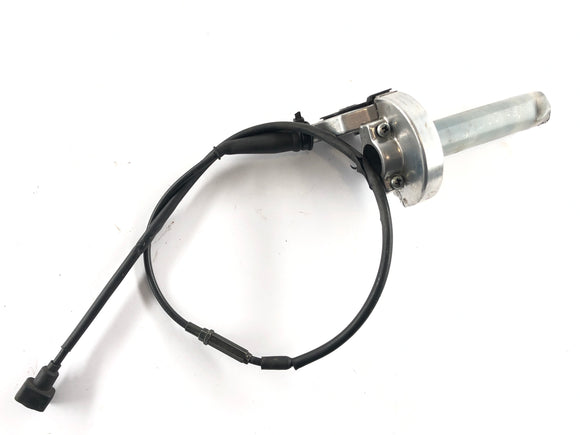 Yamaha DT 125 4BL [1997] - kování řídítek na pravé straně