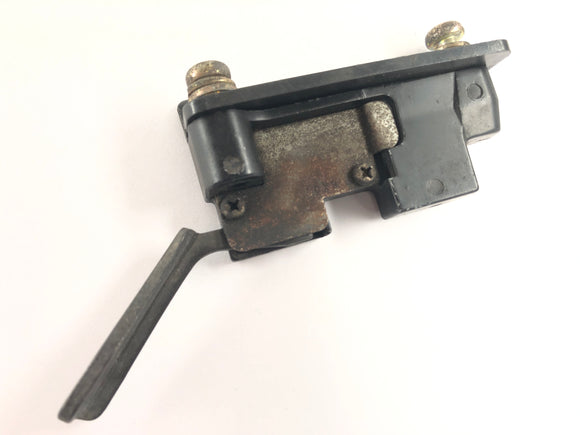 Yamaha XJ 900 F 58L [1985] - Zámek sedadla vlevo