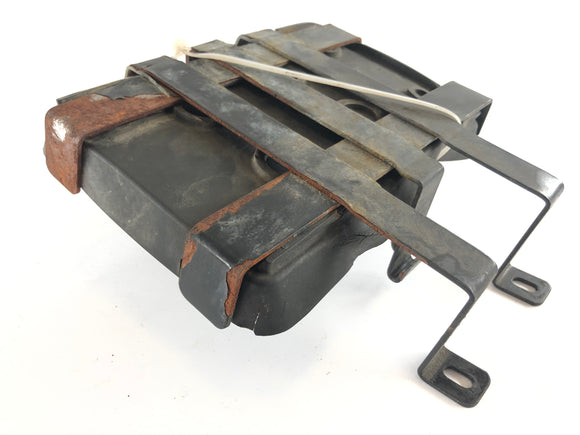 Moto Guzzi V11 [2001] - Scambio di batterie con cuscinetto in gomma