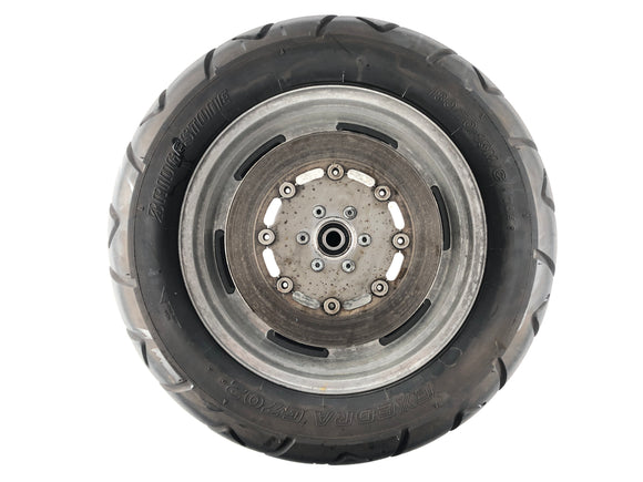 Suzuki Intruder VL 1500 AL [2000] - задний обод позади