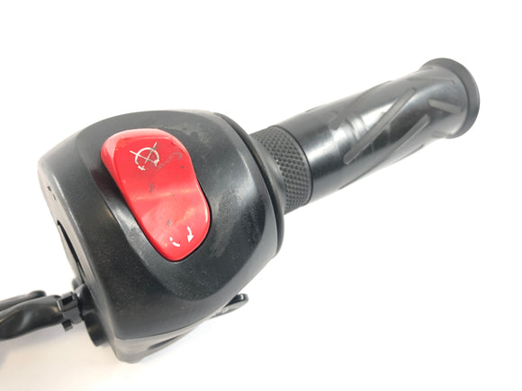 Yamaha XT 660 DM01 [2005] - Acessórios do guidão da torneira à direita com alça de gás