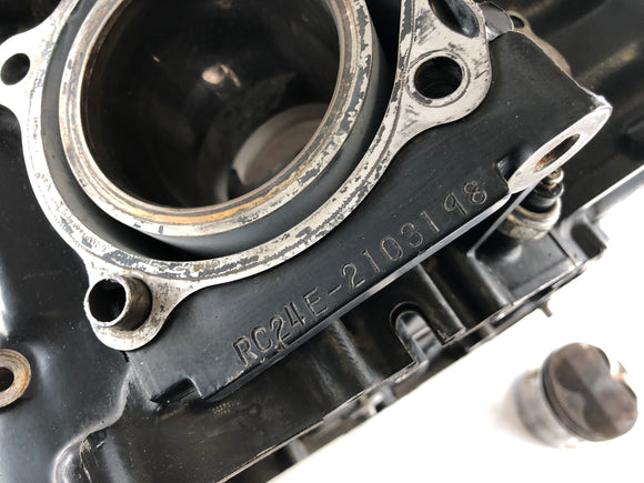 Honda VFR 750 F RC24 [1988] - Motorboliger tomme boliger