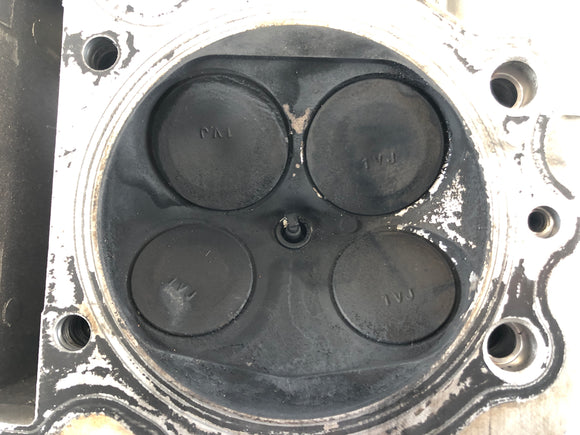 ヤマハTT 600 E 4GV [1996]  - シリンダーヘッド